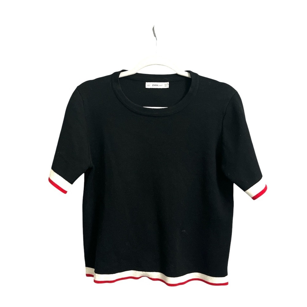 Zara Knit Woman’s Black Top with Red and White Accents. L